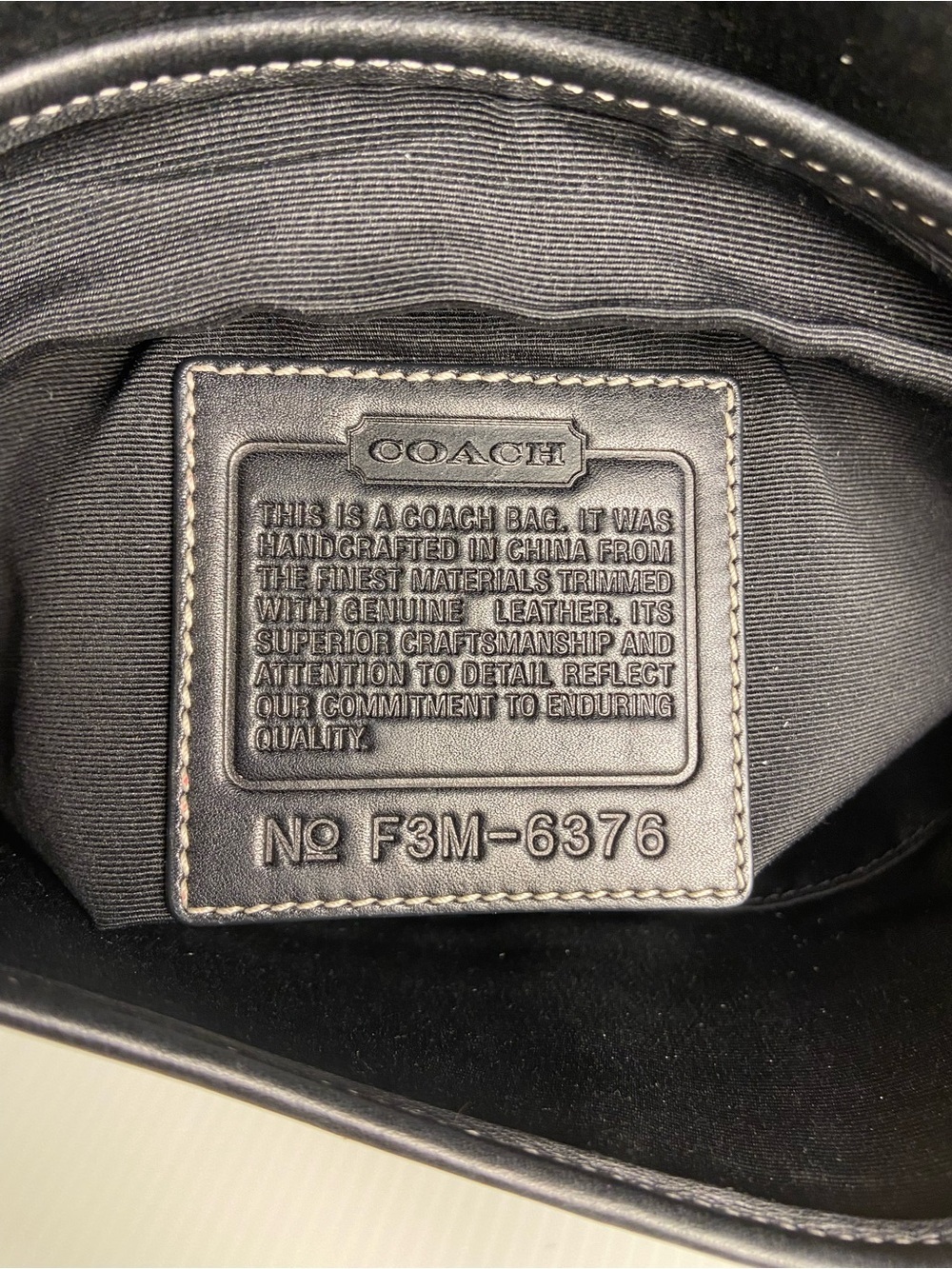 Vintage Coach Soho 6376 Signature Crossbody Shoulder Bag Black 2003 - Picture 2 of 15